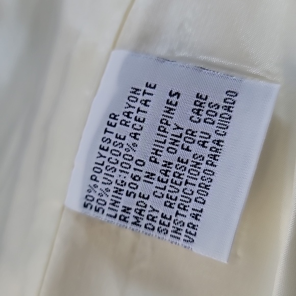 Kasper and company jacket. Beautiful. Like New condition. Fully Lined. - Picture 5 of 6